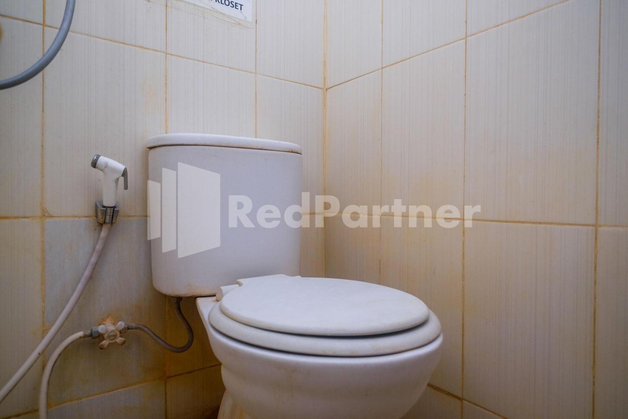 OYO 745 Griya Jasmine Syariah Otel Maguwo Dış mekan fotoğraf